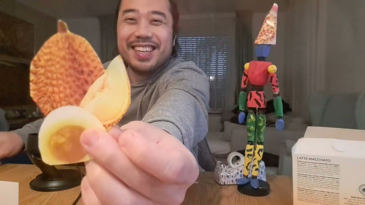 ASMR EATING MANDARIN ORANGE & CREATING HAT FOR WOODEN DOLL (NO TALKING)