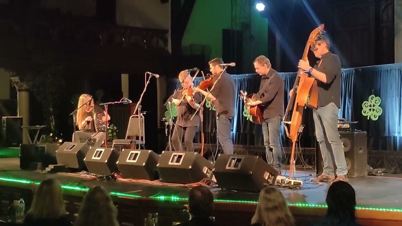 Amy Richter with Lunasa, Irish Cultural & Heritage Center, Milwaukee.