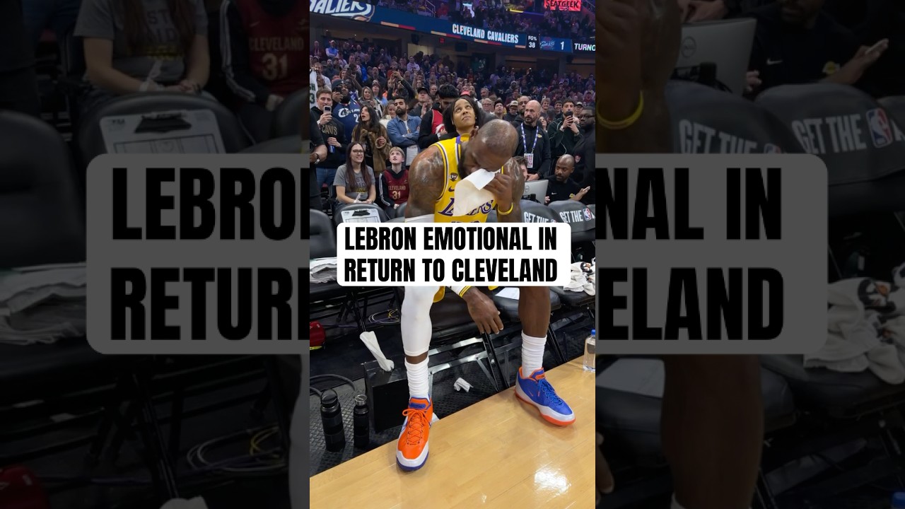 LeBron soaks in his Cleveland tribute 🥹🙏