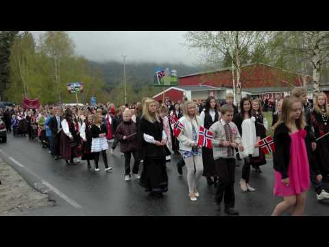 Bilder fra 17. mai i Flesberg 2010