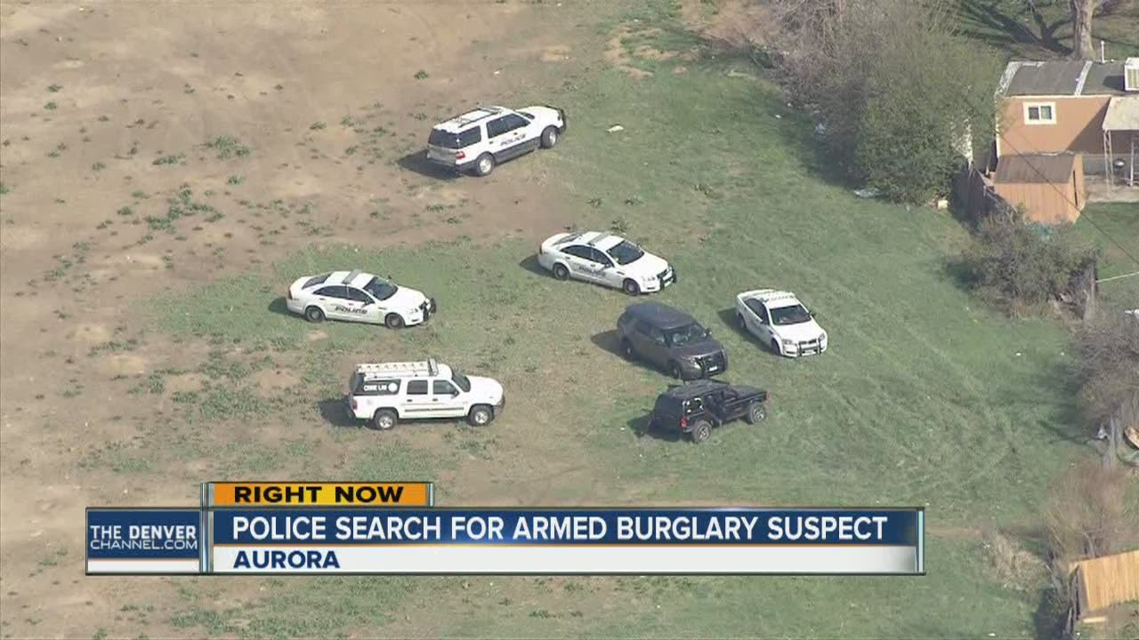 Police search for armed burglary suspect in Aurora - YouTube