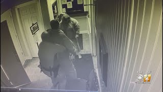 North Texas Police Dispatcher, Officer Credited With Helping Save Man From Choking