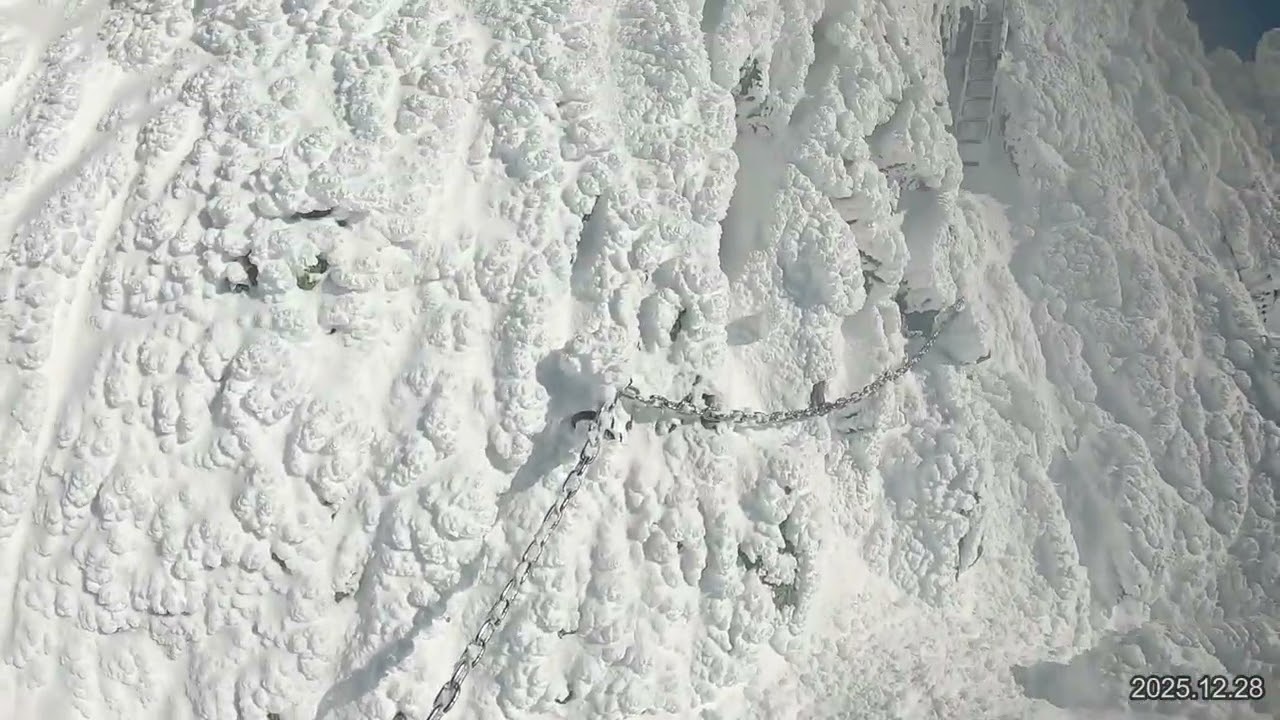 冬の槍ケ岳の穂先へ　2025/12/28