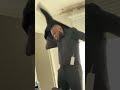 Si quelqu’un veut le recruter il est prêt pour bosser 😂😂😂😂