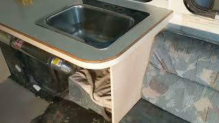 GMC Motorhome 172 (interior progress kitchen countertop)