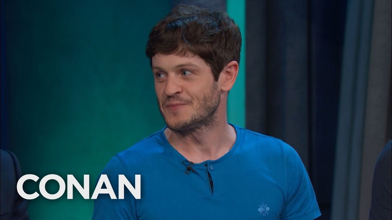 Film backdrop image for Kit Harington Really Punched Iwan Rheon In The Battle Of The Bastards - (2021)