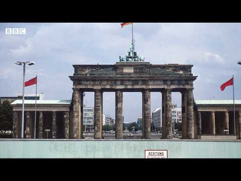 فيديو: هل كان غرب برلين محاطًا بالكامل بجدار؟