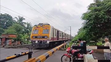 Fast & Furious Howrah Katwa ICF Local Train+Intercity+Teesta Torsa Express Passing Through Railgate