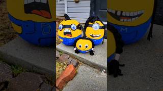 How to make Halloween Minion Pumpkins! #HalloweenDIY #Halloween #Minions