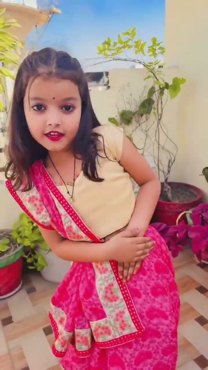 Shorts | देवरे से दिलवा लागल बा ❤️? #trendingreels #reels #viral #bhojpuri #instagram #shorts #dance