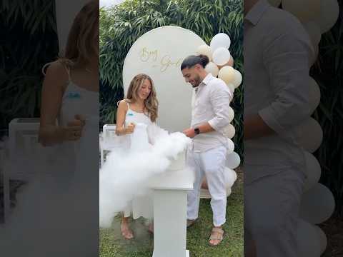 Pink Jet or Blue Jet??? #pregnancy #genderreveal