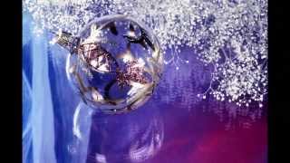 Watch Anne Murray Its Beginning To Look A Lot Like Christmas video