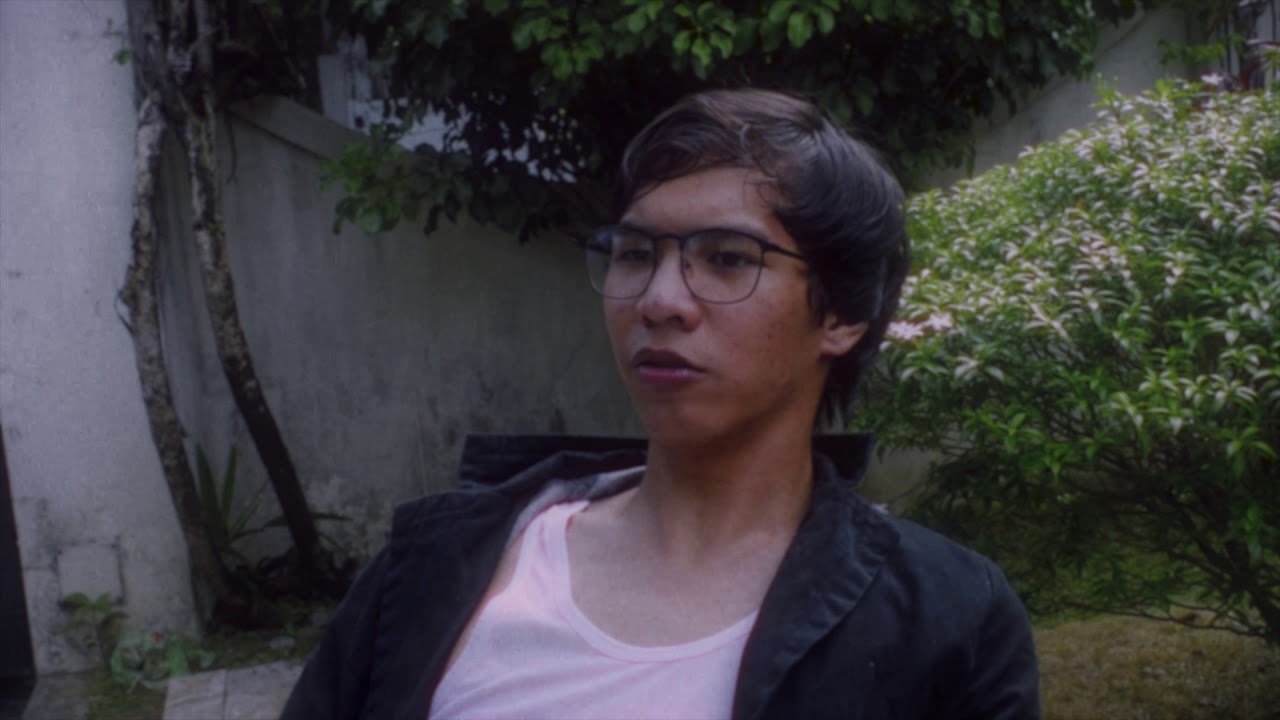 Old Fashioned 16mm Film Look Emulation Premiere Pro Lumetri with retro looking diffusion 