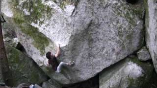 Sean McColl doing Velcro Low (V13)