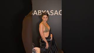 Nails Her Black Look At Event