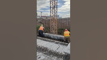Technical install reinforcement bar of bridge wall