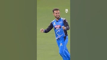 Greatest catch in BBL history❓ #bbl14 #cricket