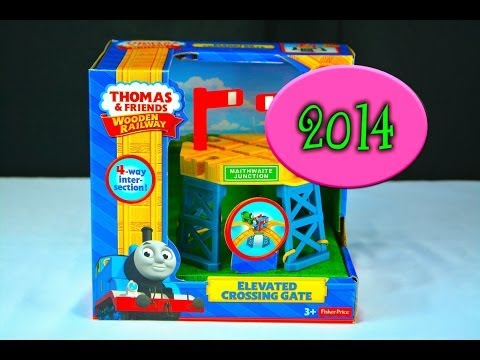 NEW 2014 ELEVATED CROSSING GATE - Fisher Price Thomas The Tank Engine And Friends Toy Train Review