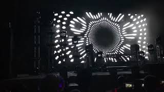 Rezz Make it go slow like this