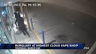 WATCH: Thieves use steel fence post to break into Lincoln vape shop, police say