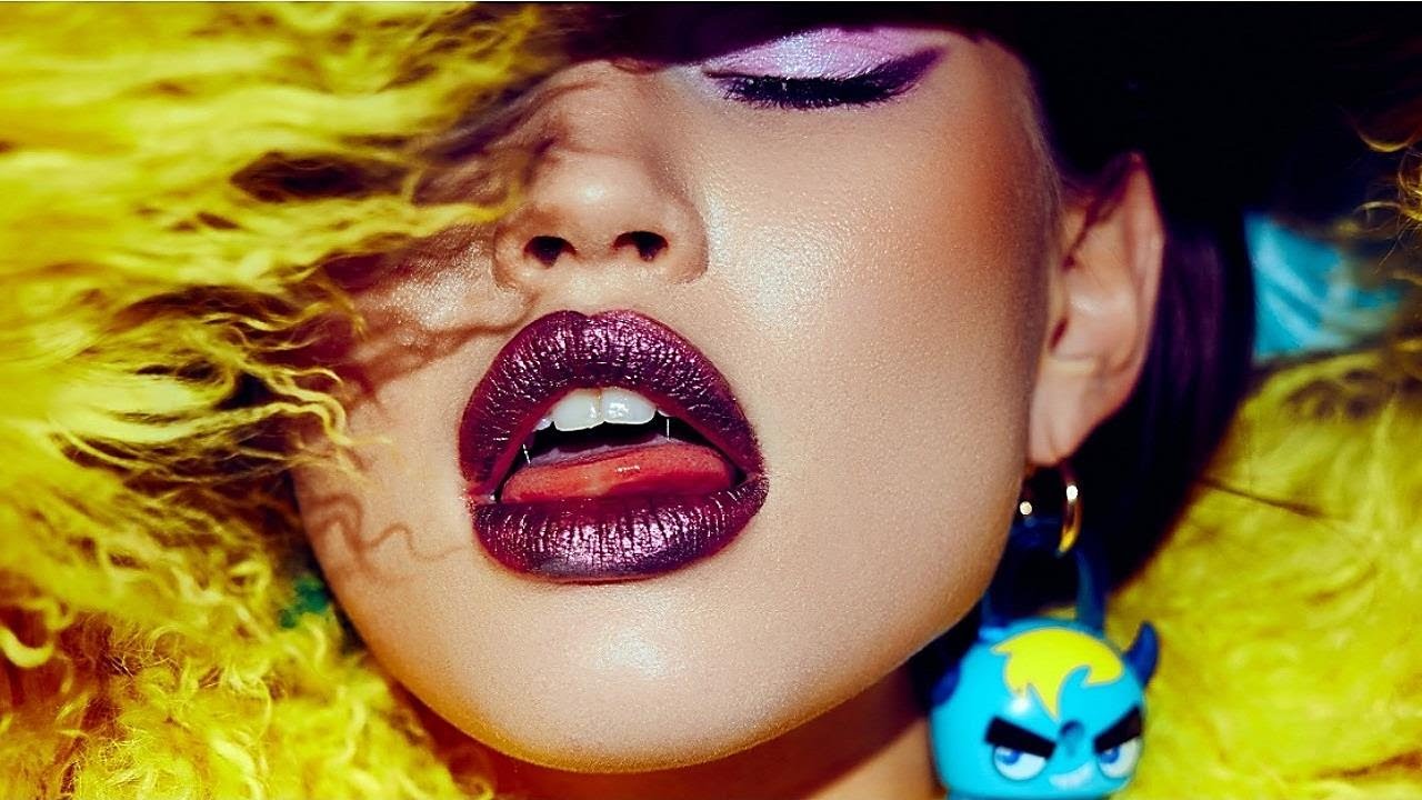 Joey McCrilley, Reigns - Close to You (Mallin Remix)