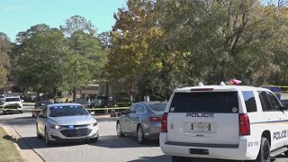 Shooting near Planned Parenthood injures one