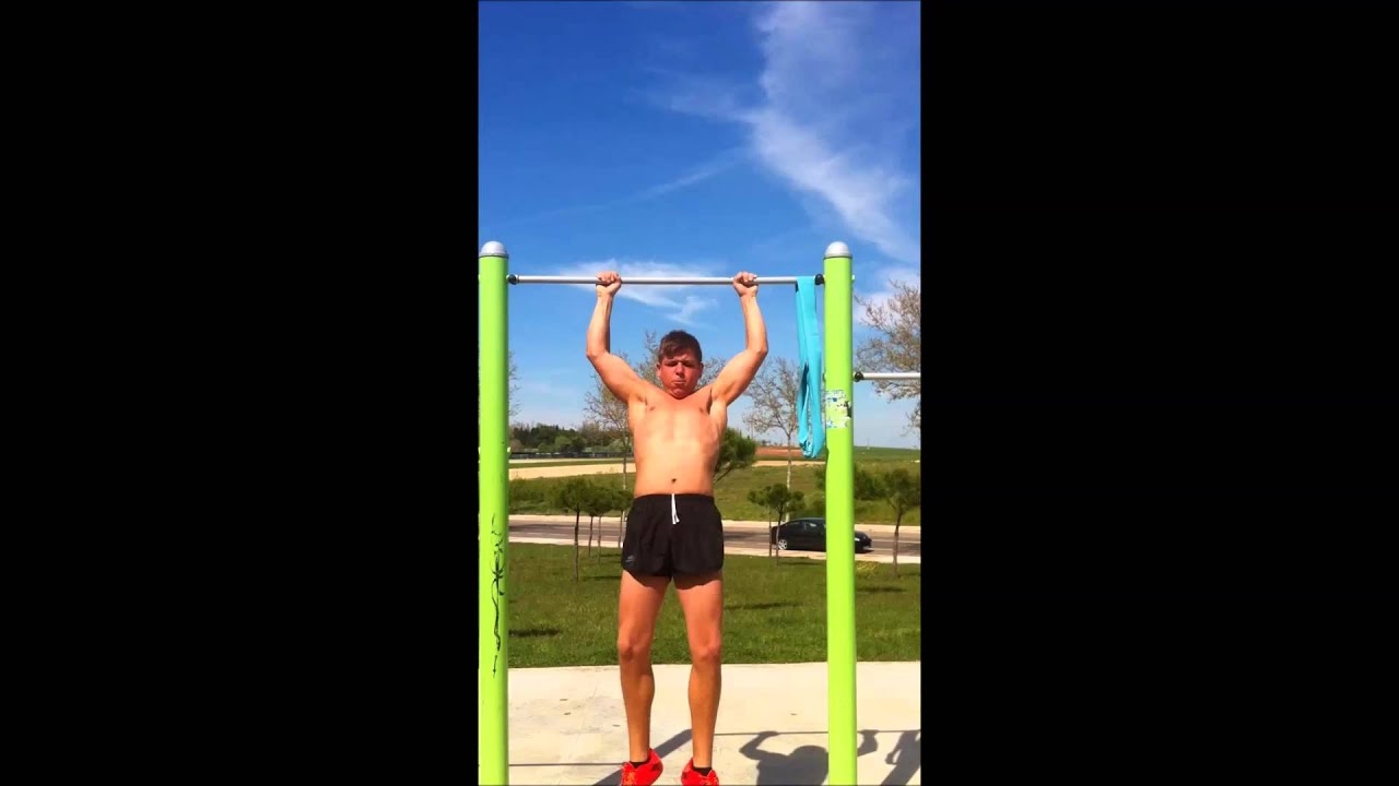 Raul Muscle Up - YouTube