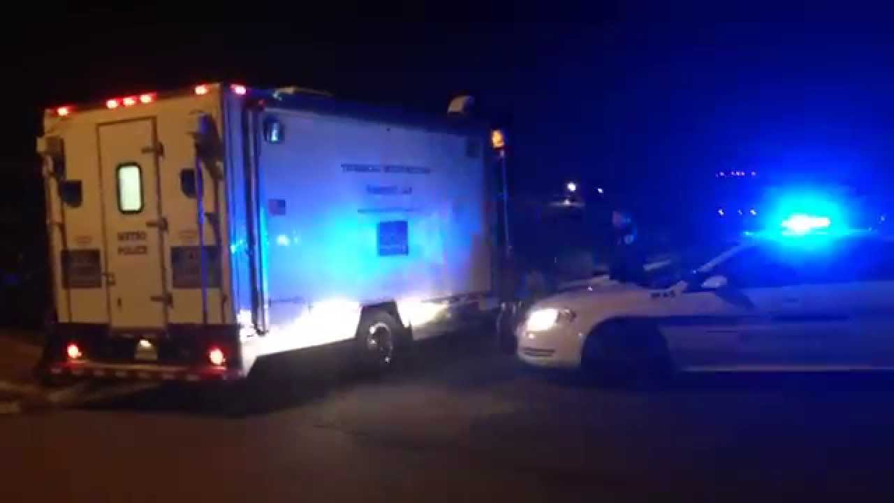 NASHVILLE AND DAVIDSON METRO POLICE TECHNICAL INVESTIGATIONS & FORENSICS LAB UNITS TAKING UP.