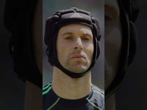 ليه بيتر تشيك بيلبس الخوذه دي سر خوذه تشيك