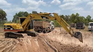 Wonderful Jobs 99% In Projects Stronger​​ Excavator Working Digging Dirt Loading Dump Truck