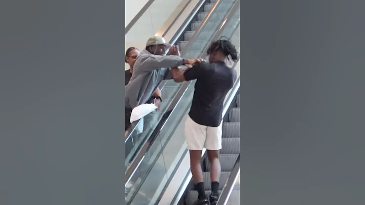 TOUCHING RANDOM STRANGERS ON THE ESCALATOR!