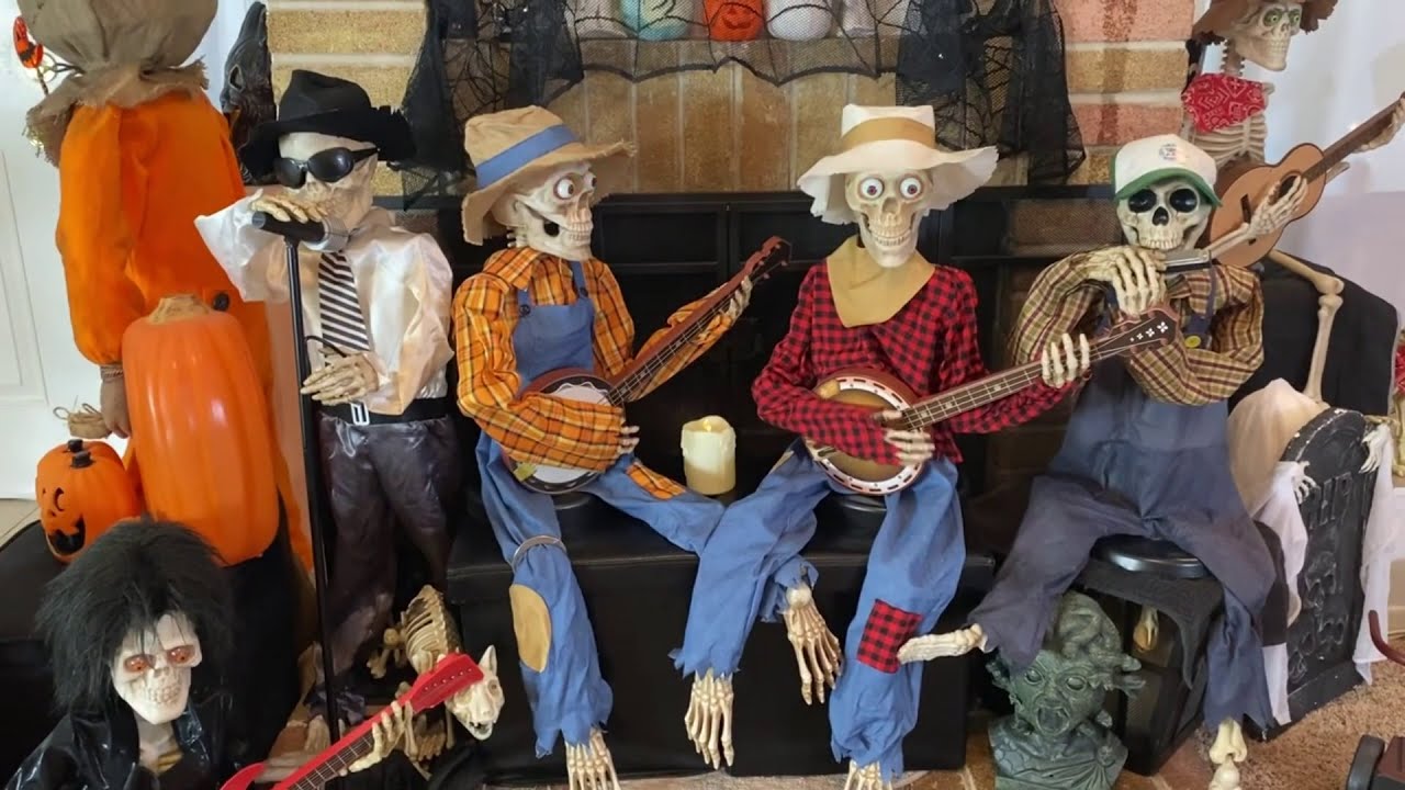 Halloween 2022 Skeleton Dueling Banjos, Skeleton Rocking Raver, Blues