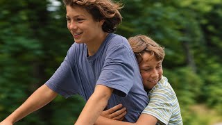 A Teenage Boy Falls in Love With His New Neighbor, But Is Too Afraid to Tell Anyone