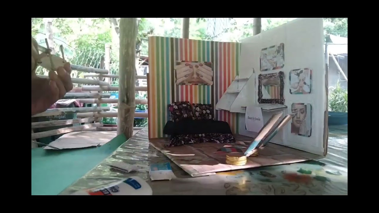 My DIY Miniature Beauty Salon (Diorama)