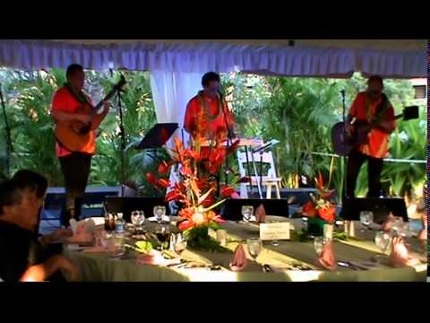 Alan Akaka and The Islanders - Maui Medley (2014)
