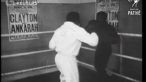 Boxers Roy Ankarah and Ronnie Clayton in training ...