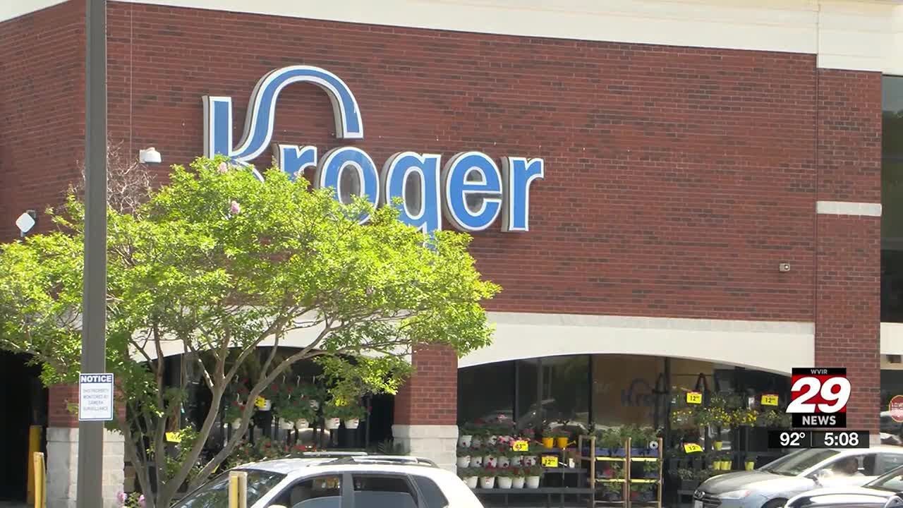 Union workers announce a protest to keep Emmett Street Kroger open