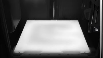 Bambu Lab H2C Bed Heating filmed with a Flir E96