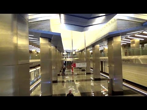 Москва Сити.  Станция метро Деловой центр. ЭТО БОЛЬШОЙ ЛАБИРИНТ.