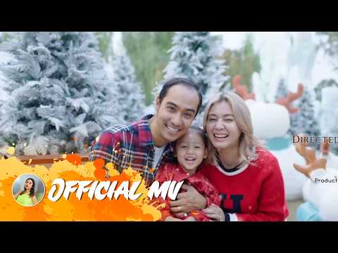 အိမ့်ချစ် - ချစ်သူရှိတဲ့ဆောင်း [Official MV]