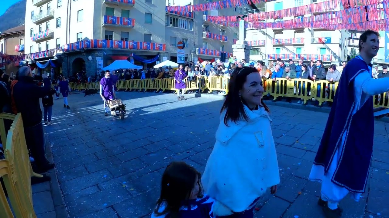 115° Carnevale Storico di Pont-Saint-Martin - Sfilata Insule del Lunedì