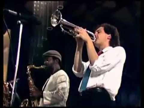 Van Morrison - Moondance Live