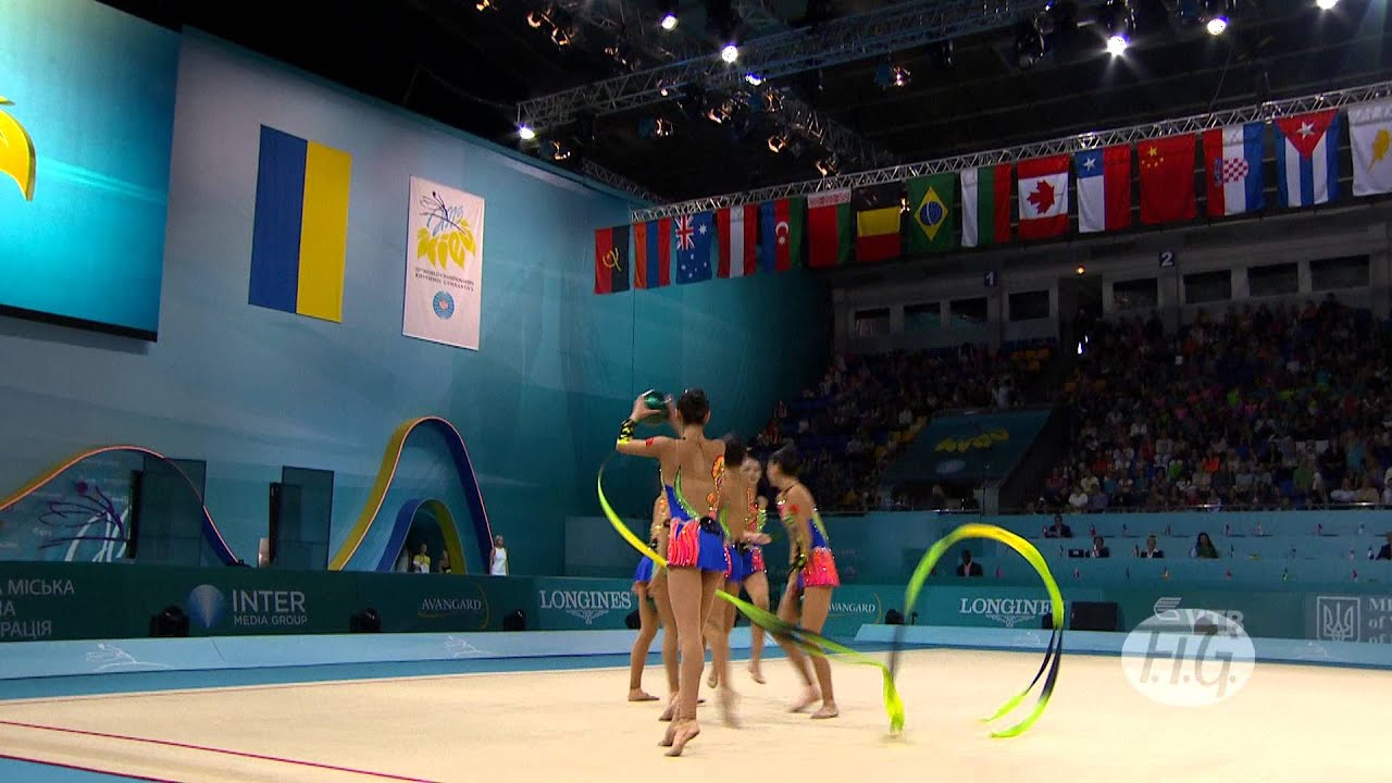 2013 Rhythmic Worlds - Kiev, Ukraine - Group Final 3 Balls/2 Ribbons - We are Gymnastics!