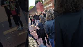 Outside of Mandela s House