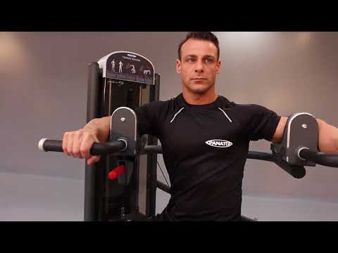 Мощный и красивый торс с Panatta 1FE066 – Torsion machine