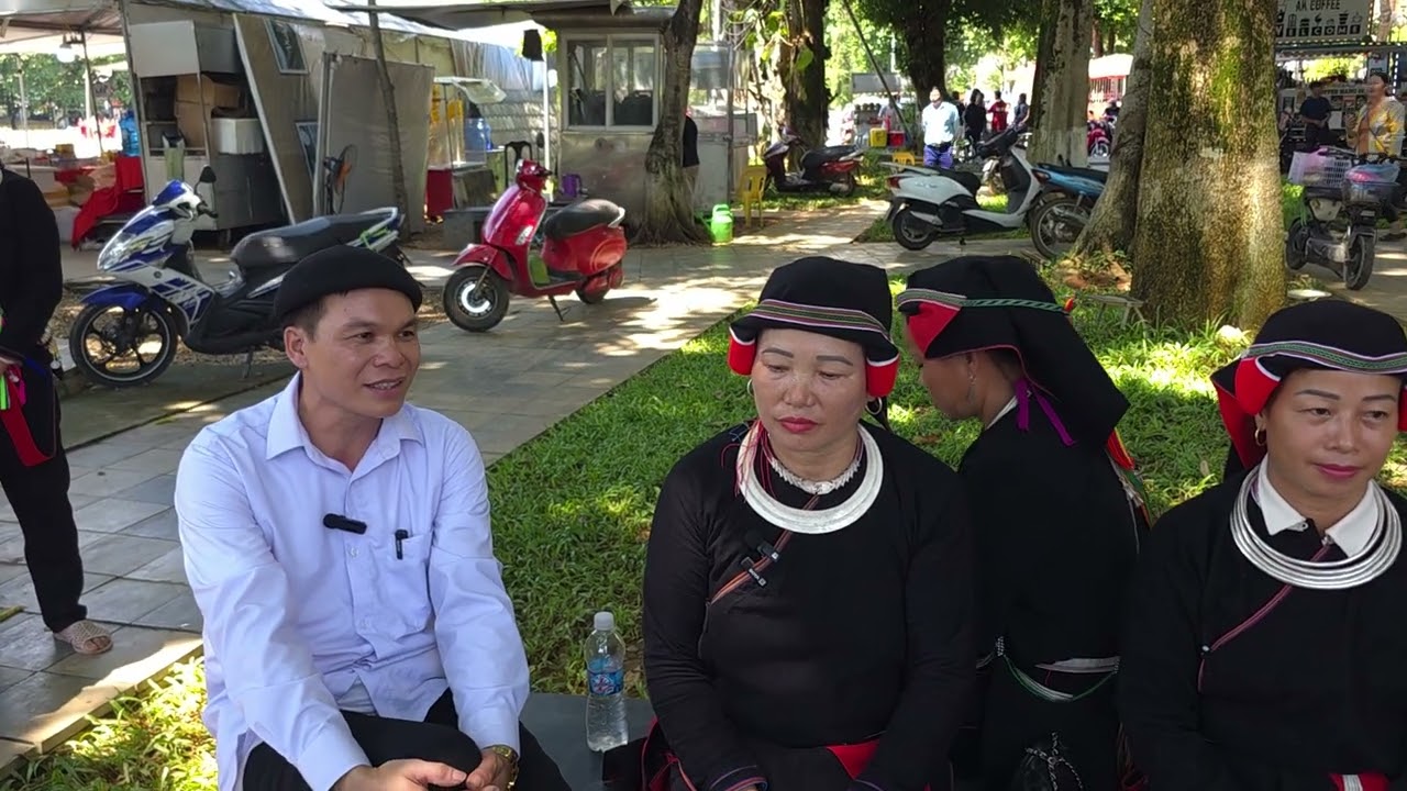 Hát dao đới đáp tả đạt với ti nhin tại Hà giang #lynhui 