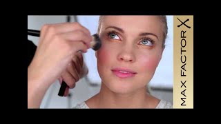 Max Factor med ELLE: Lovely Candy Vårsminke for Voe. Sminkevideo med Emilie Nereng