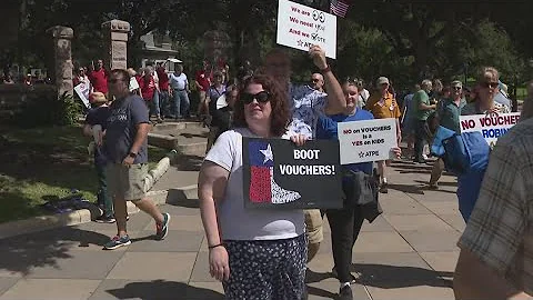 Southeast Texas educators push back against 'school choice' legislation