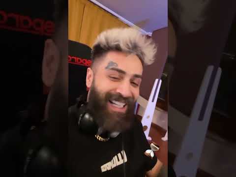 @SEHINSAHIKARUS yeni şarkı
