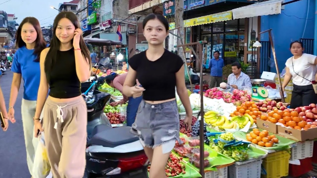 Cambodia Tour 2026 - Evening Walking Tour in Toul Tom Poung Food Market, Phnom Penh City